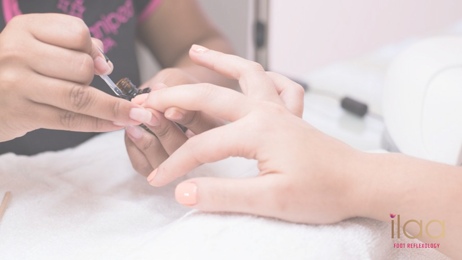 Premium Manicure Treatments for Men in Adyar, Chennai - ilaa